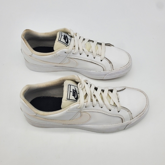 Nike Shoes Women 8 Court Royale Sneakers White A02810-102 Low Top Leather 2019 - Picture 12 of 12